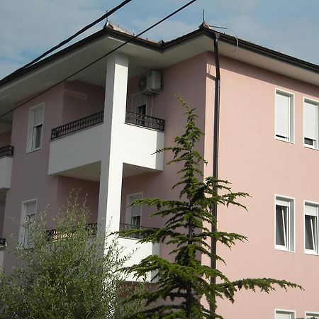 Apartment Srebrni Oblak Aranđelovac Exterior foto