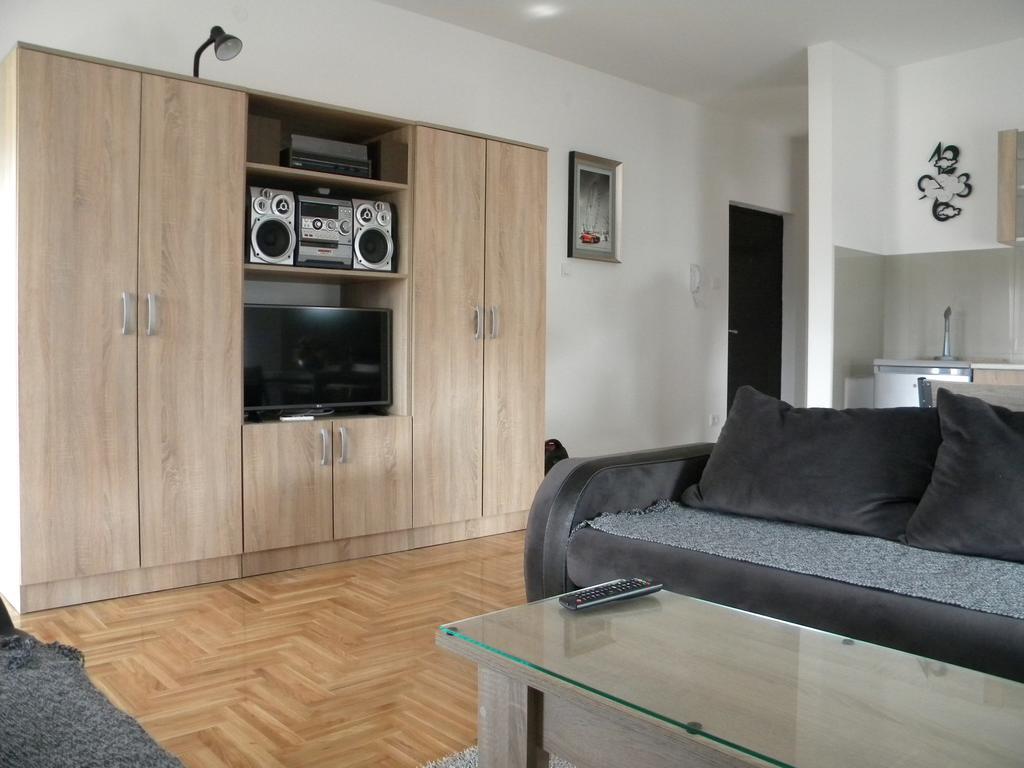 Apartment Srebrni Oblak Aranđelovac Exterior foto