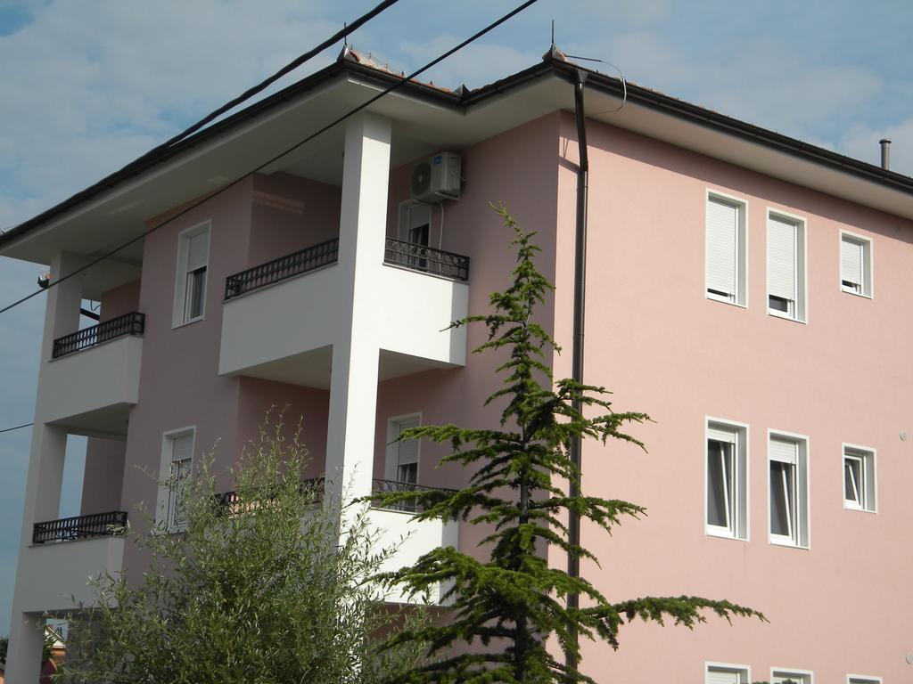 Apartment Srebrni Oblak Aranđelovac Exterior foto